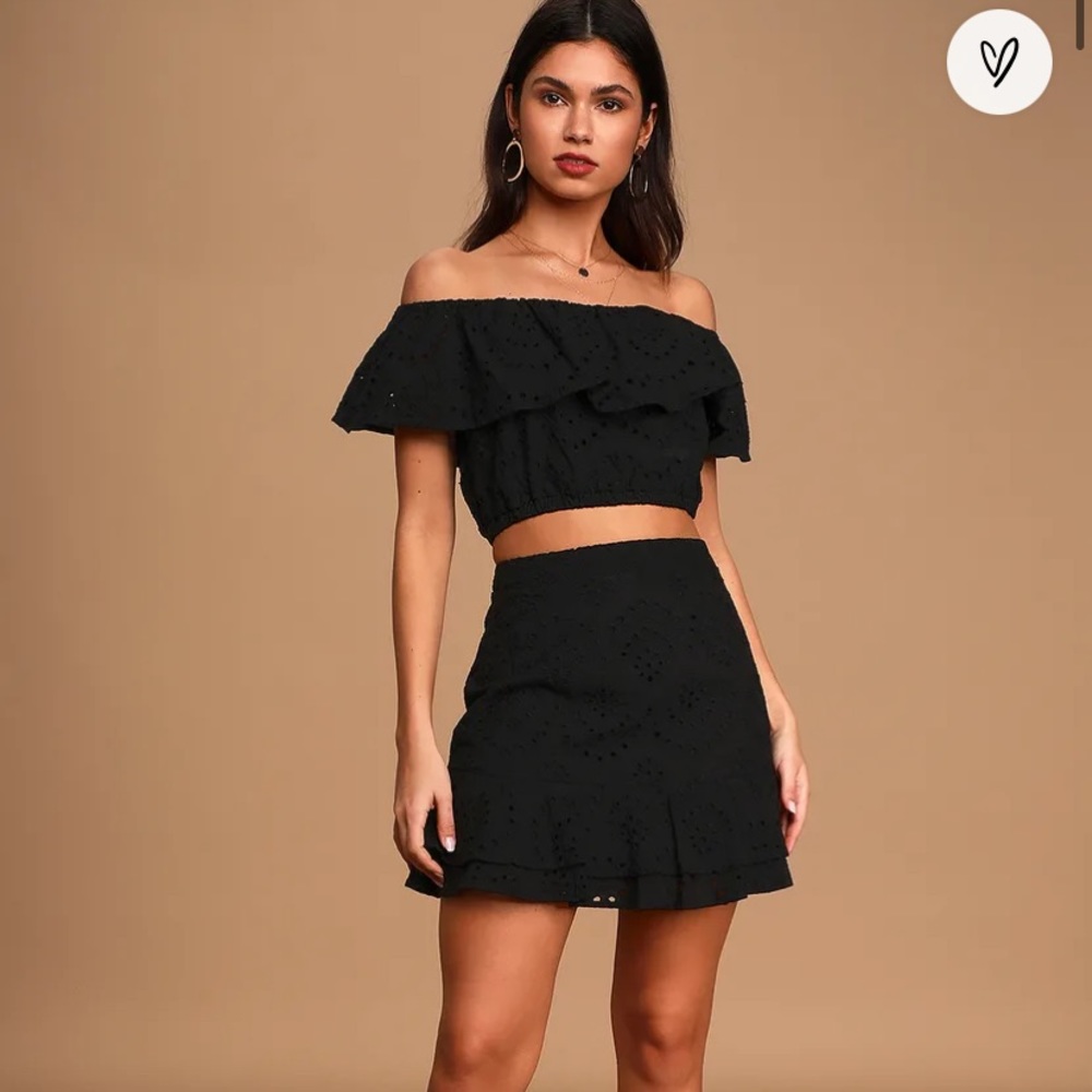 Lulu’s Playa de Isla Black Ruffled Mini Skirt